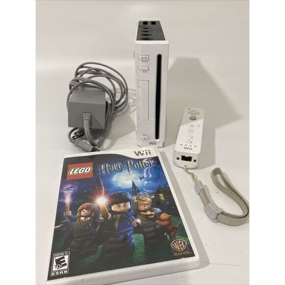 NINTENDO Wii System Bundle Console And Harry Potter Game + Remote Control - Picture 1 of 12
